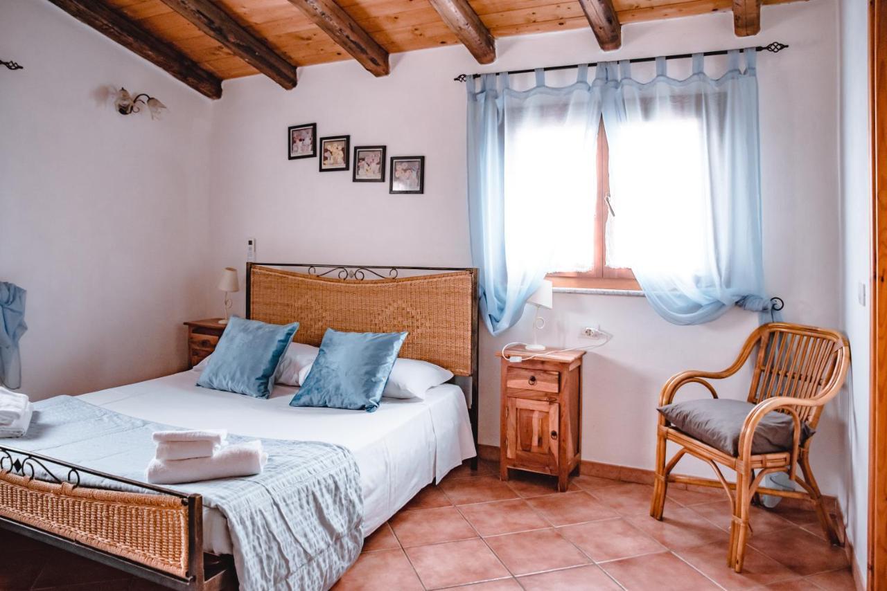 Bed and Breakfast Sa Ruscitta SantʼAntìoco Exterior foto