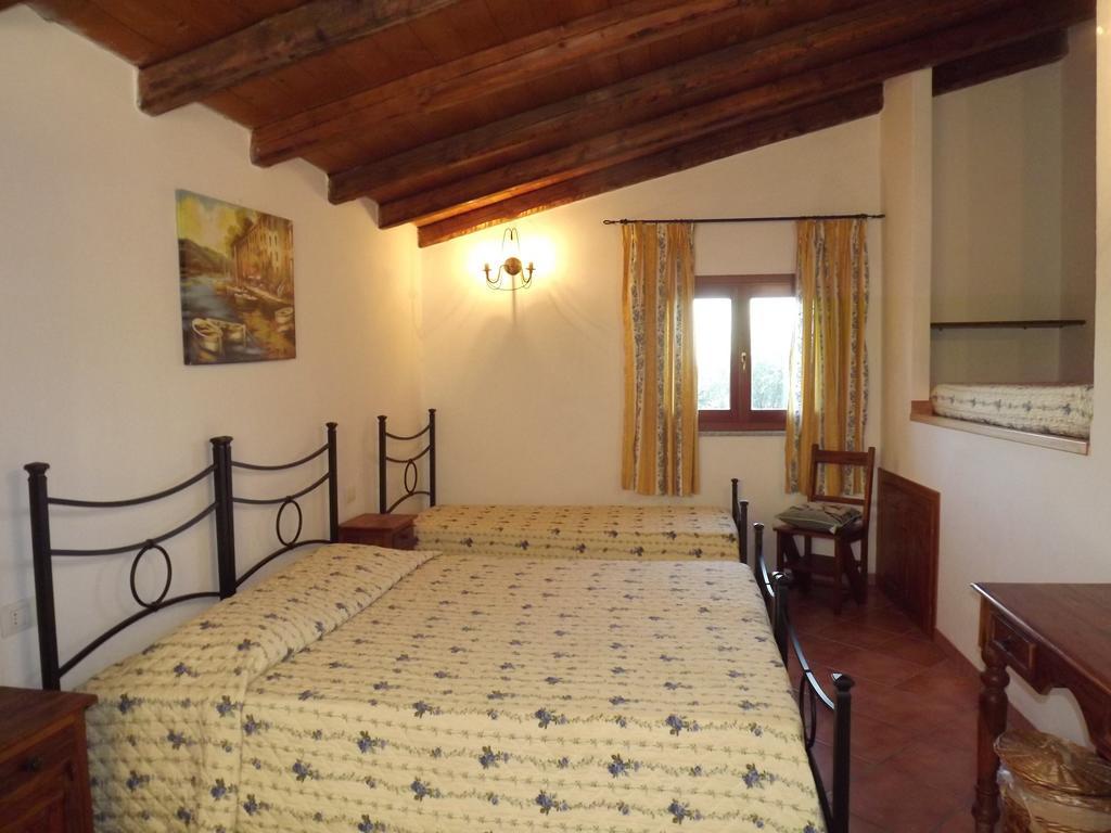 Bed and Breakfast Sa Ruscitta SantʼAntìoco Exterior foto